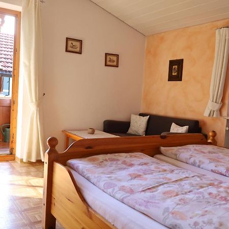 Ferienwohnung Hell Claudia Schleching Exteriör bild